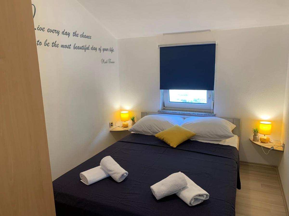 Apartman "Anna" บริบีร์ ภายนอก รูปภาพ